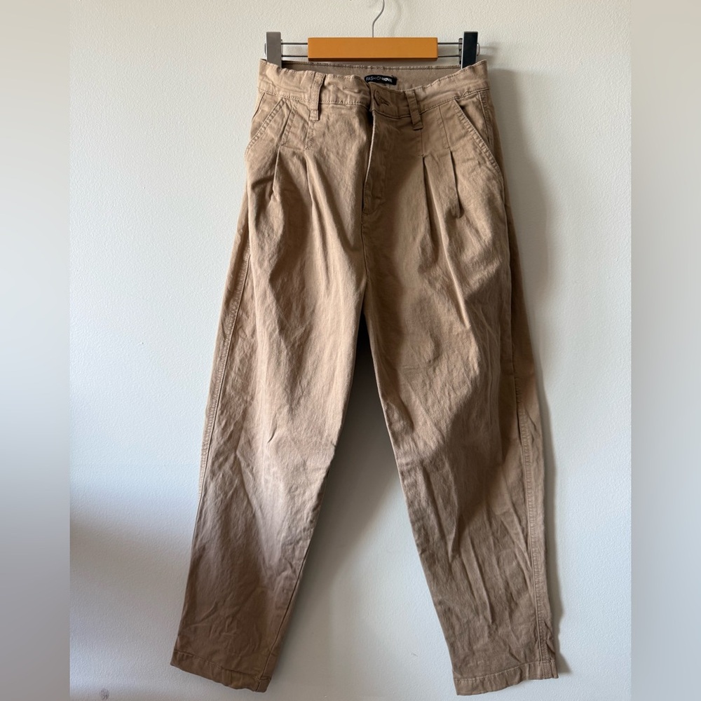 Fashion Nova women’s Khaki Chinos